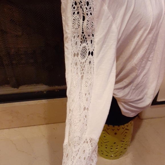 Chico's Lace Top - Picture 4 of 5